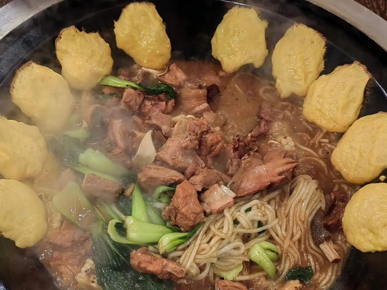 A menedzser Men extra étkezést kínál a küzdőknek