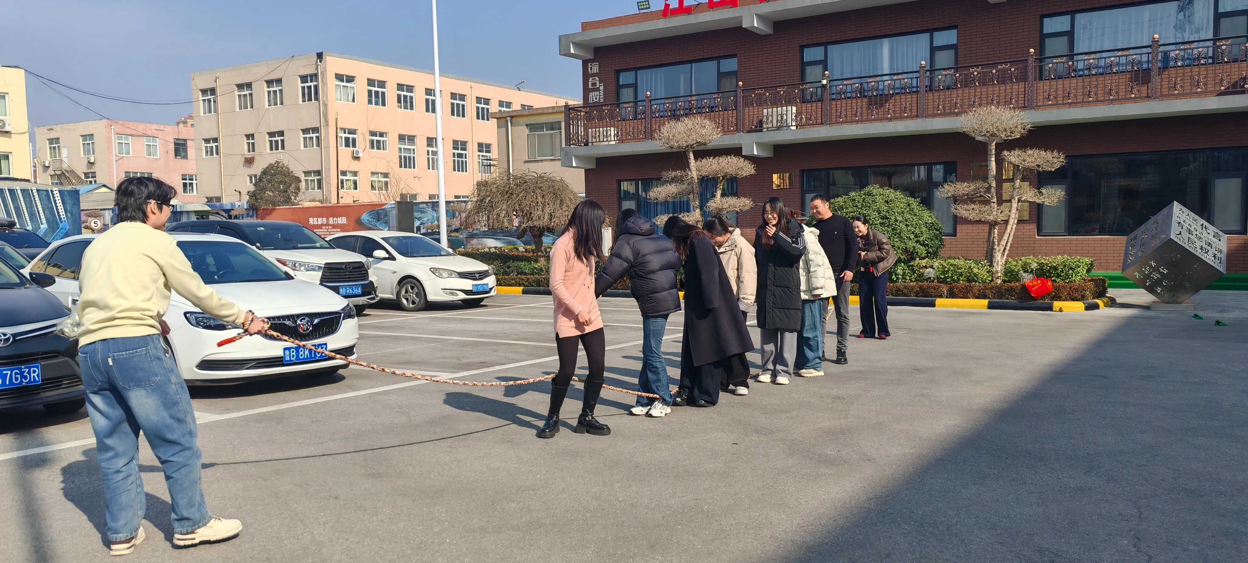 A Team Spirit Soars a JOJO Packben